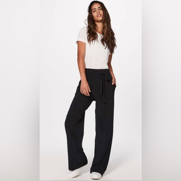 lululemon athletica Pants - Lululemon Noir Pant in Black Sz 4